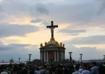evento religioso na Orla do Gasômetro